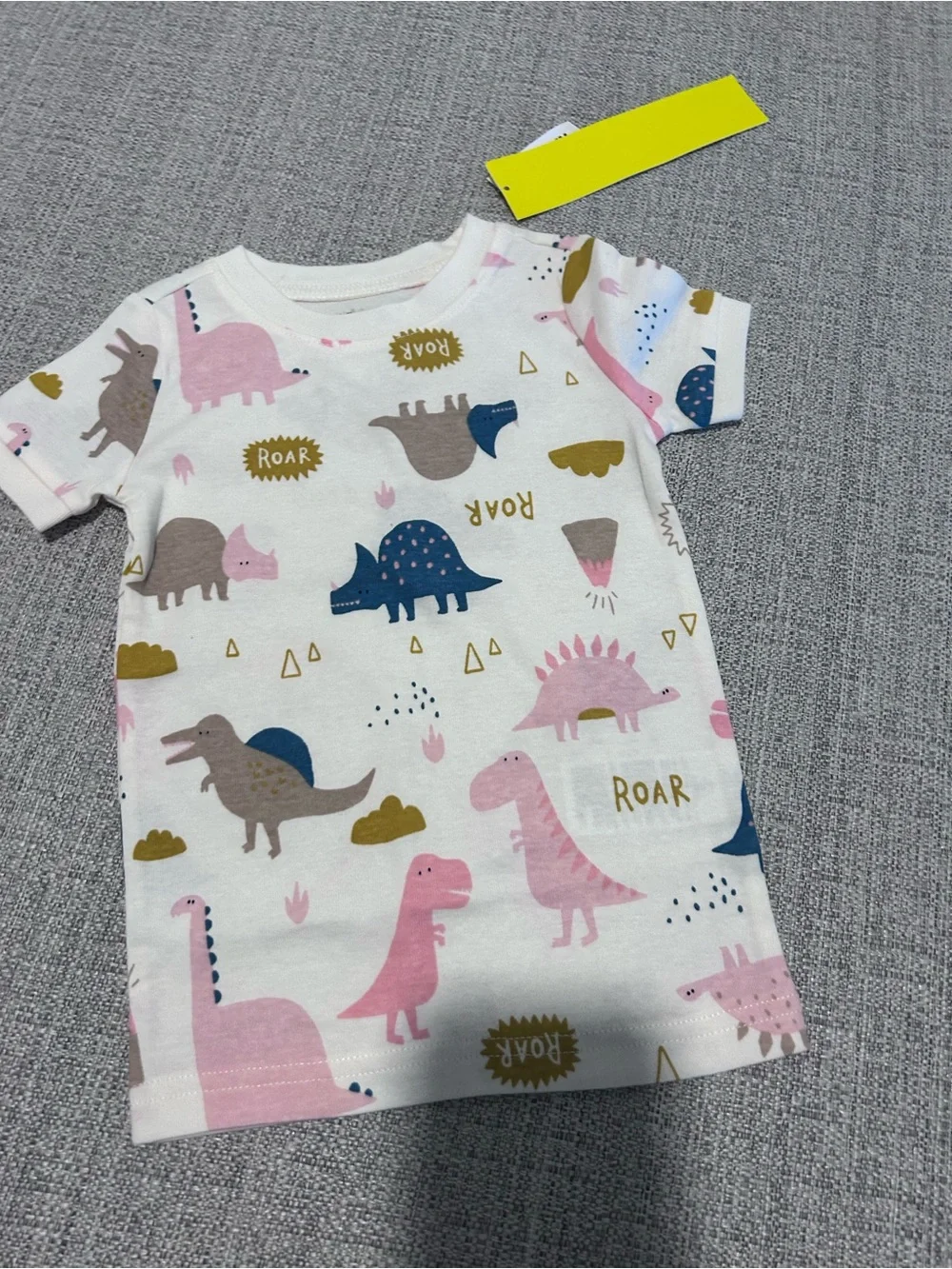 Old Navy Cream Kids Pajama Set with Pink, Blue & Brown Dinosaurs. NWT. Size 3T
